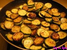 Courgettes sautés à l'ail et à l'origan