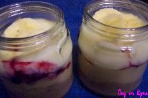 Petit pot crème vanille et crème muscat aux fruits rouge et ananas