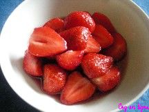 Salade de fraises au vin rouge