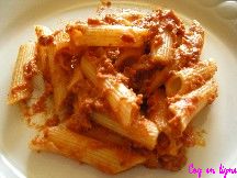 Penne Rigate au pesto rouge