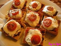 Tartines jambon, tomate confite, fromage frais de brebis